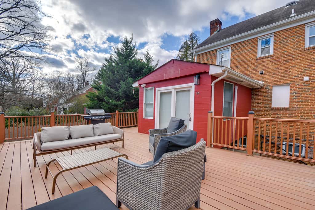 8 Mi to DC: Cheverly Apt w/ Easy Metro Access