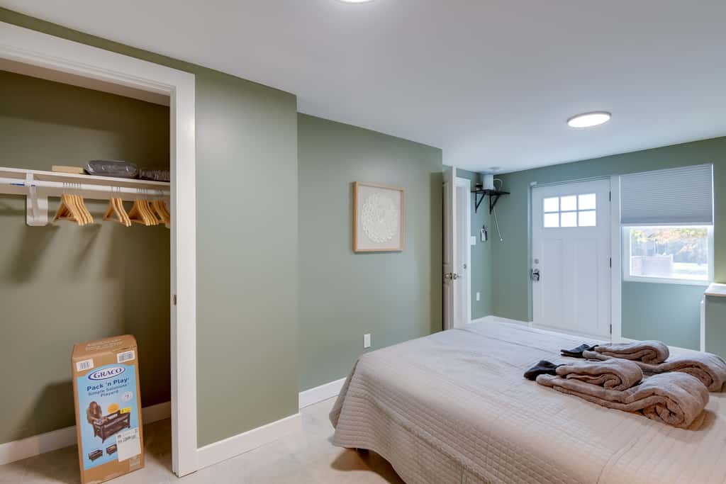 Work & Explore in DC! Cheverly Apt 1/2 Mi to Metro