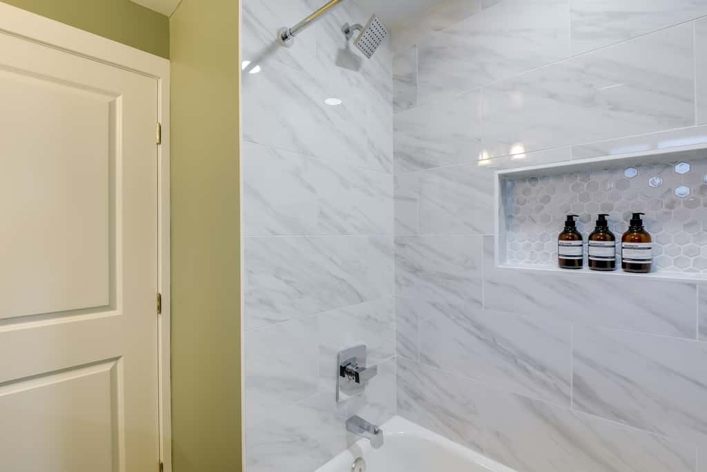 Work & Explore in DC! Cheverly Apt 1/2 Mi to Metro