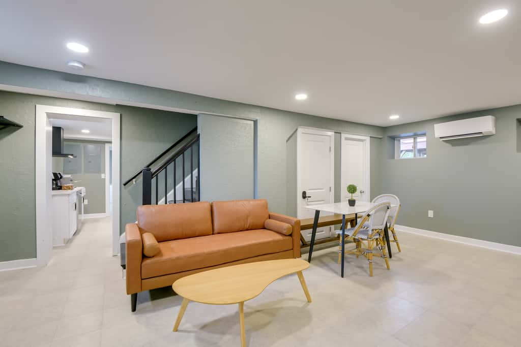 Work & Explore in DC! Cheverly Apt 1/2 Mi to Metro