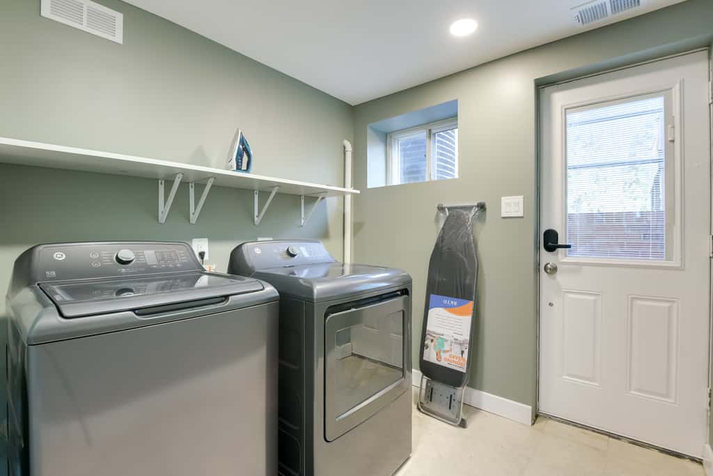 Work & Explore in DC! Cheverly Apt 1/2 Mi to Metro