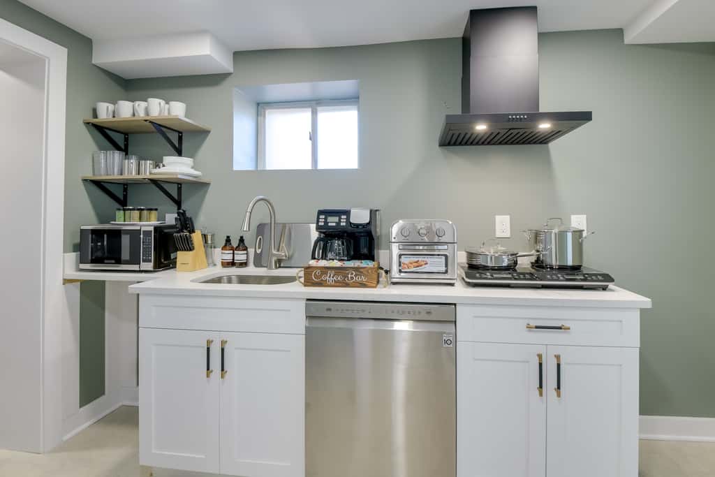 Work & Explore in DC! Cheverly Apt 1/2 Mi to Metro