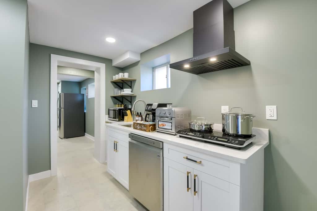 Work & Explore in DC! Cheverly Apt 1/2 Mi to Metro