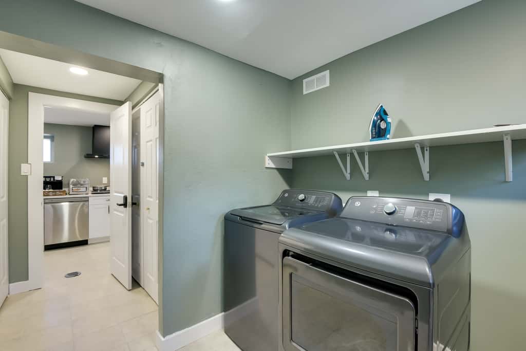 Work & Explore in DC! Cheverly Apt 1/2 Mi to Metro