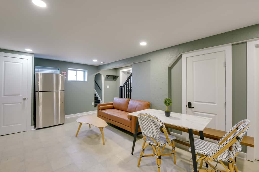 Work & Explore in DC! Cheverly Apt 1/2 Mi to Metro