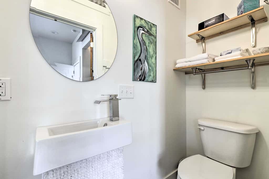 Old Town Getaway, Walk to Shopping, Dining & Bay!
