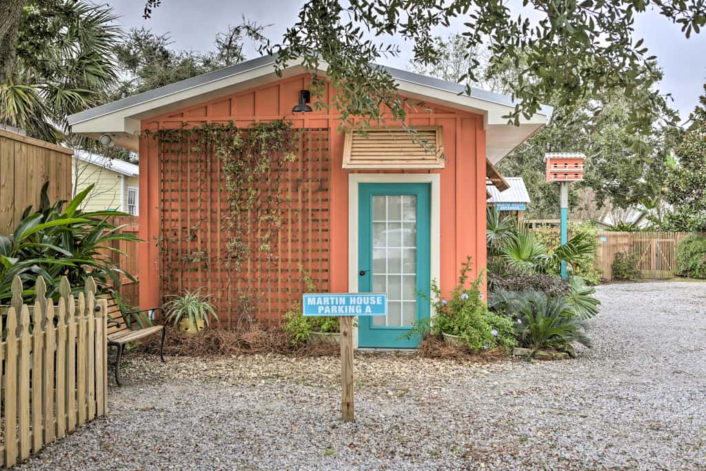 Old Town Getaway, Walk to Shopping, Dining & Bay!