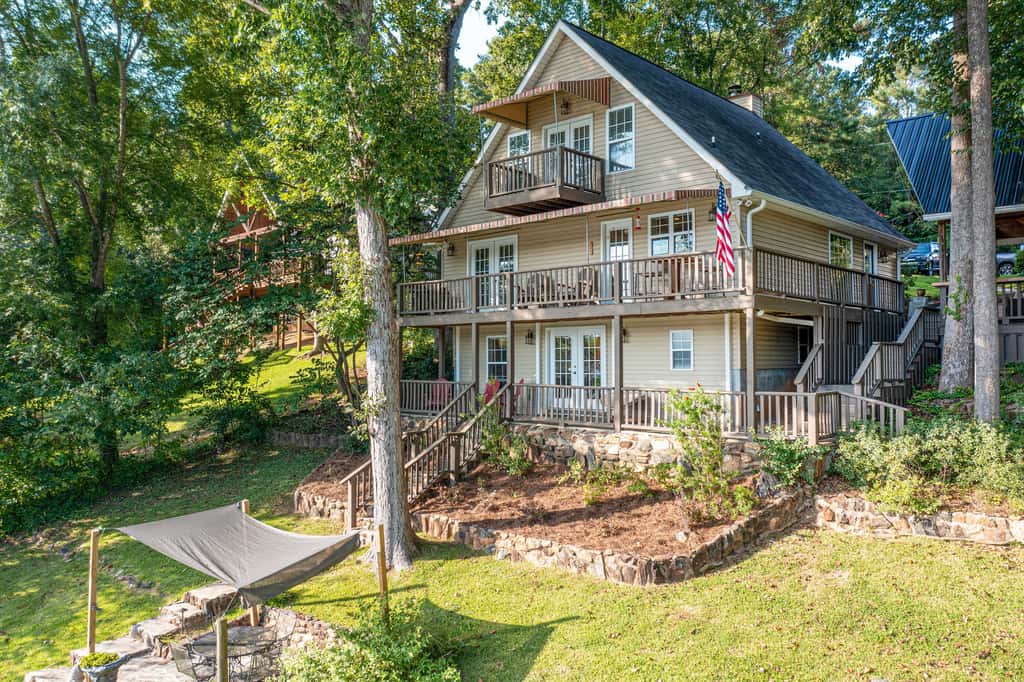 Lakefront Retreat w/ Deep Water + Great Views!