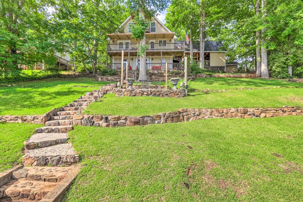 Lakefront Retreat w/ Deep Water + Great Views!