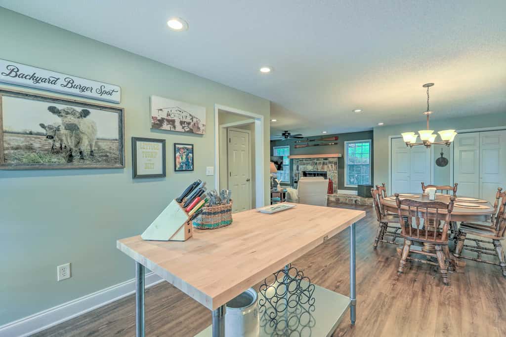 Lakefront Retreat w/ Deep Water + Great Views!
