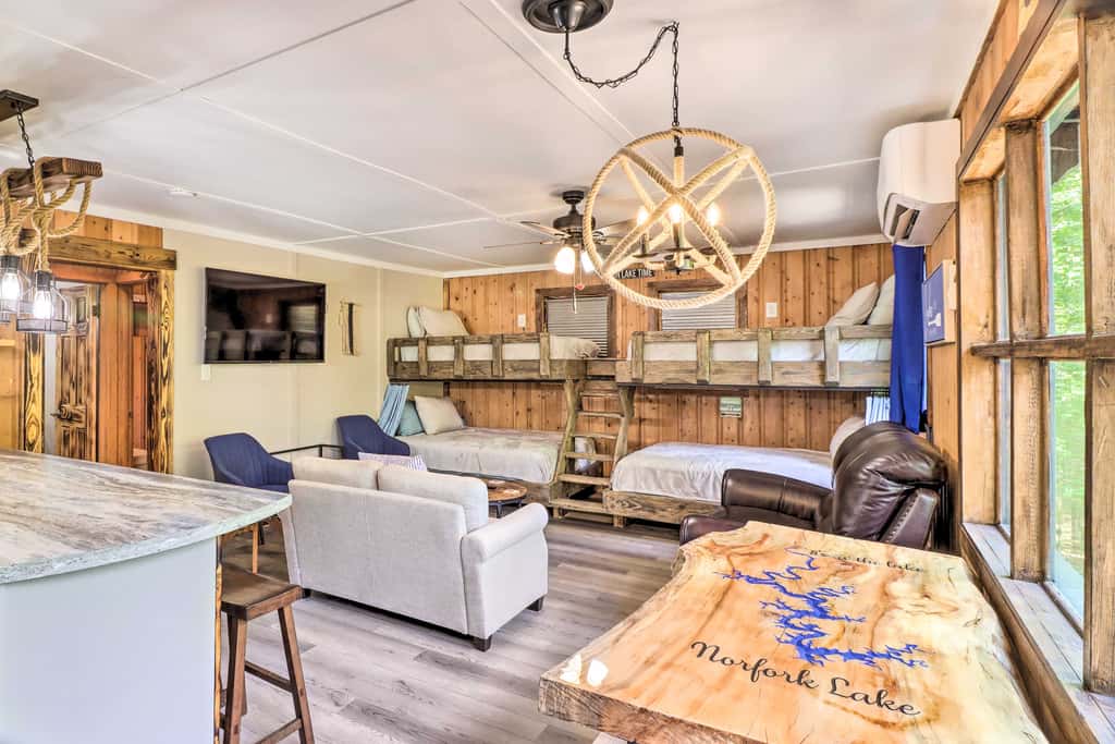 Remodeled Cabin w/ Fire Pit on Norfork Lake!