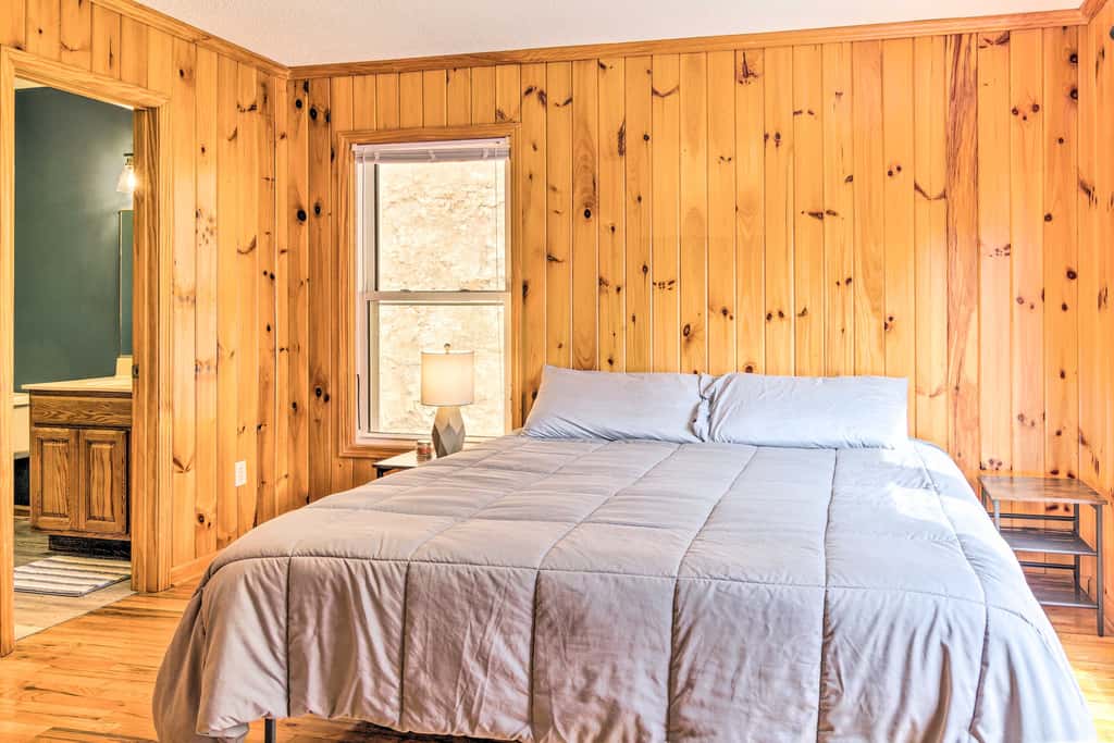 Families & Outdoor Groups! Mtn-View Marion Cabin