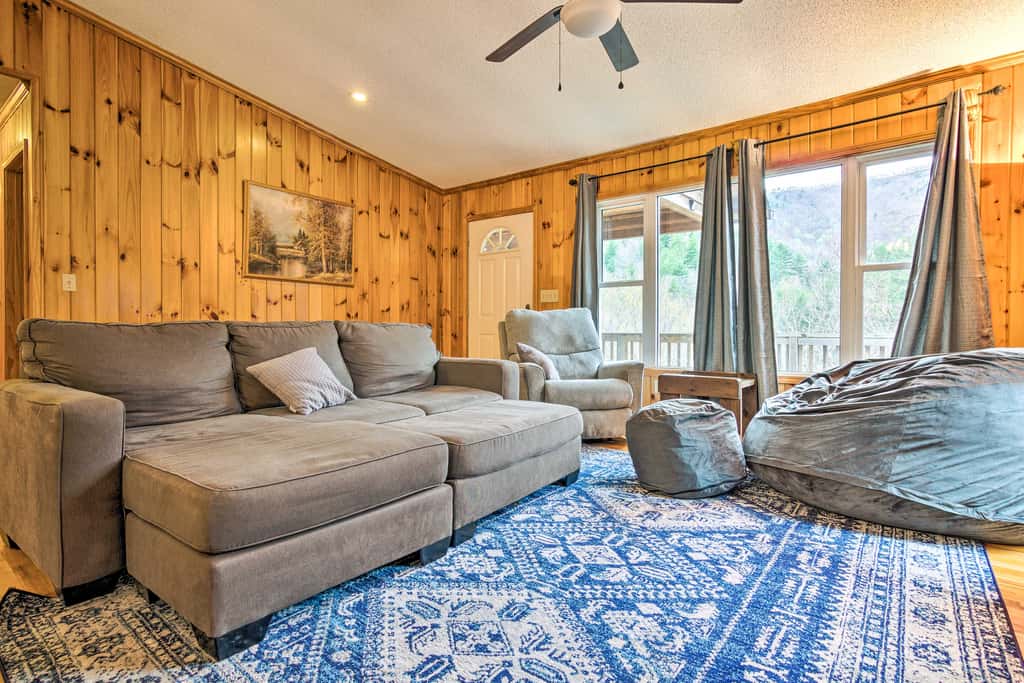 Families & Outdoor Groups! Mtn-View Marion Cabin
