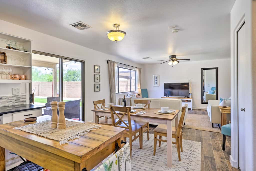 Updated Maricopa Retreat < 2 Miles to Golf!