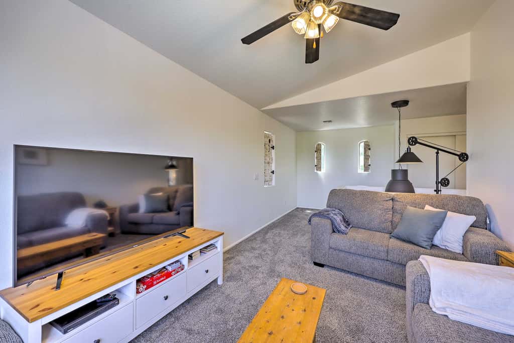 Updated Maricopa Retreat < 2 Miles to Golf!
