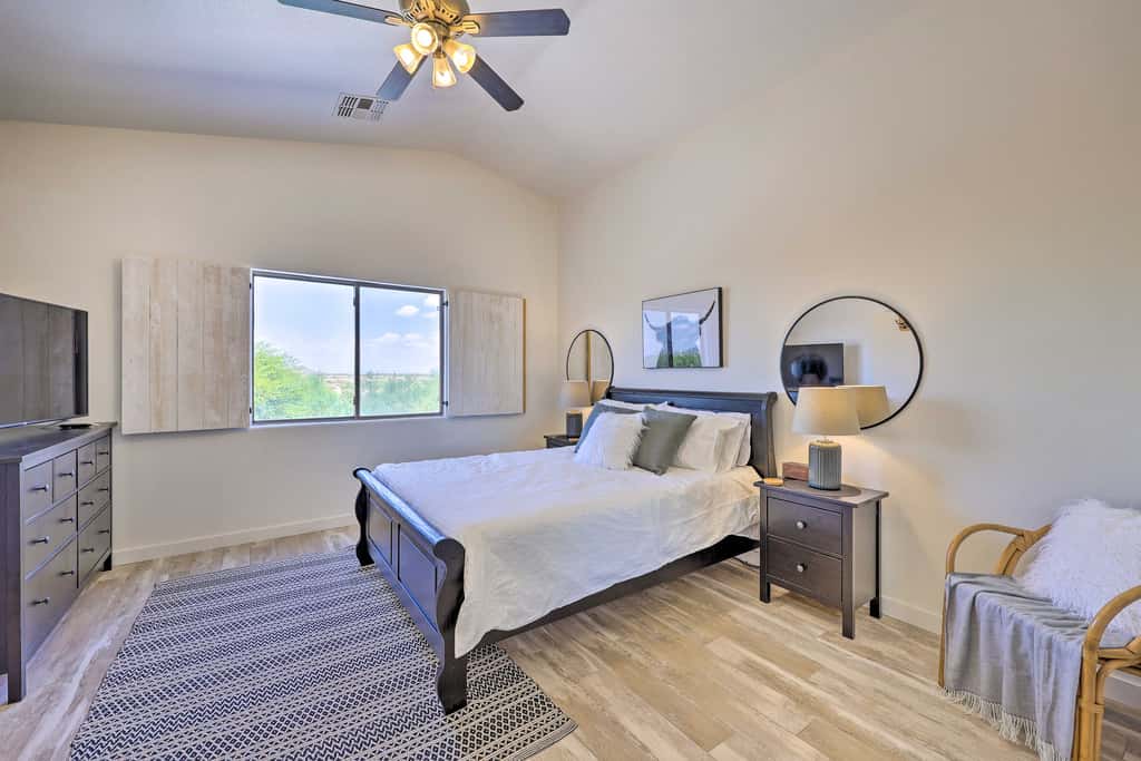 Updated Maricopa Retreat < 2 Miles to Golf!