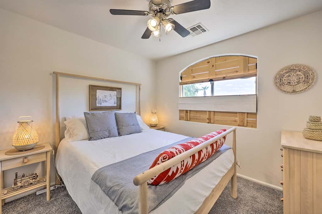 Updated Maricopa Retreat < 2 Miles to Golf!