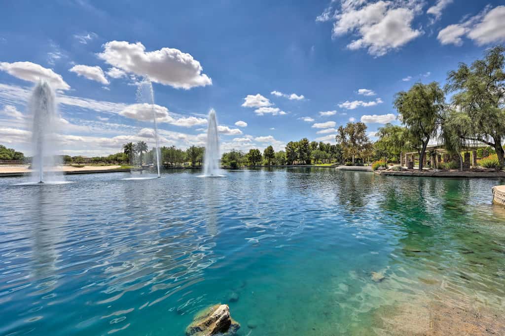 Updated Maricopa Retreat < 2 Miles to Golf!