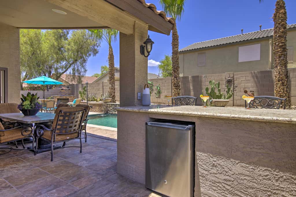 Chic Maricopa Getaway w/ Outdoor Oasis & Pool