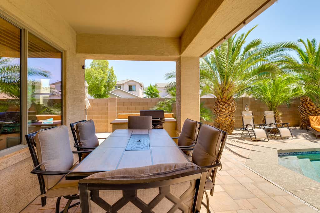 Private Hot Tub: Pet-Friendly Maricopa Escape!