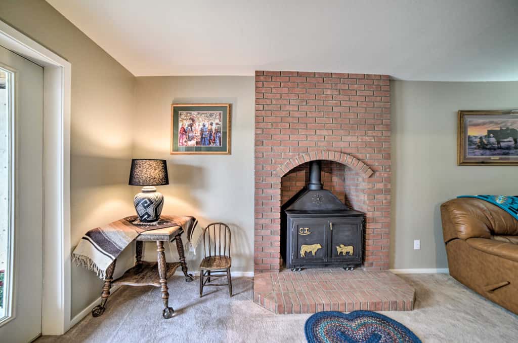 Walkout Apartment w/ Mtn View on Cortez Ranch