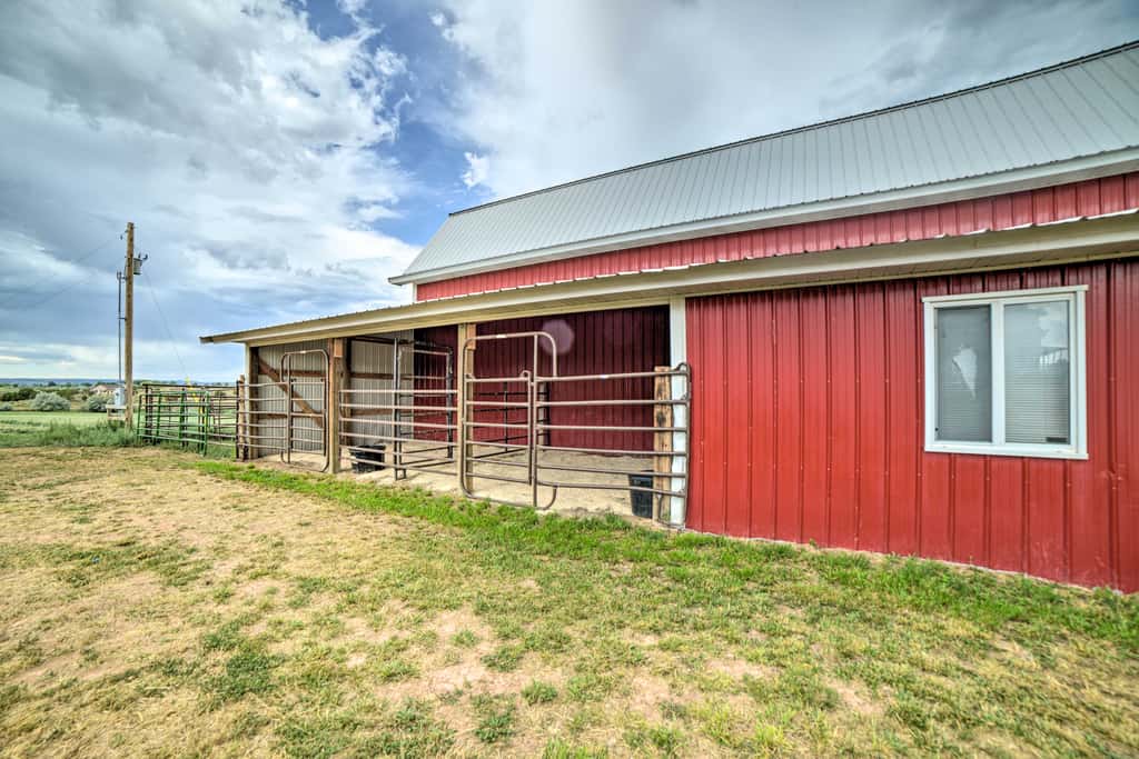 Walkout Apartment w/ Mtn View on Cortez Ranch