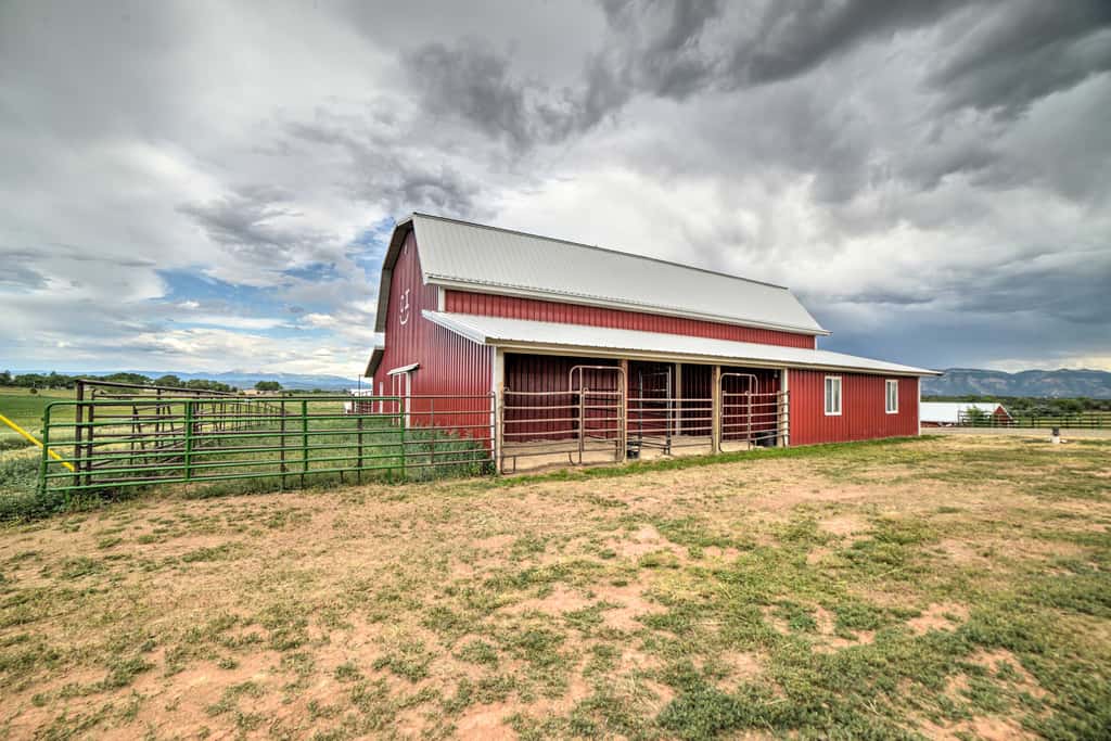 Walkout Apartment w/ Mtn View on Cortez Ranch
