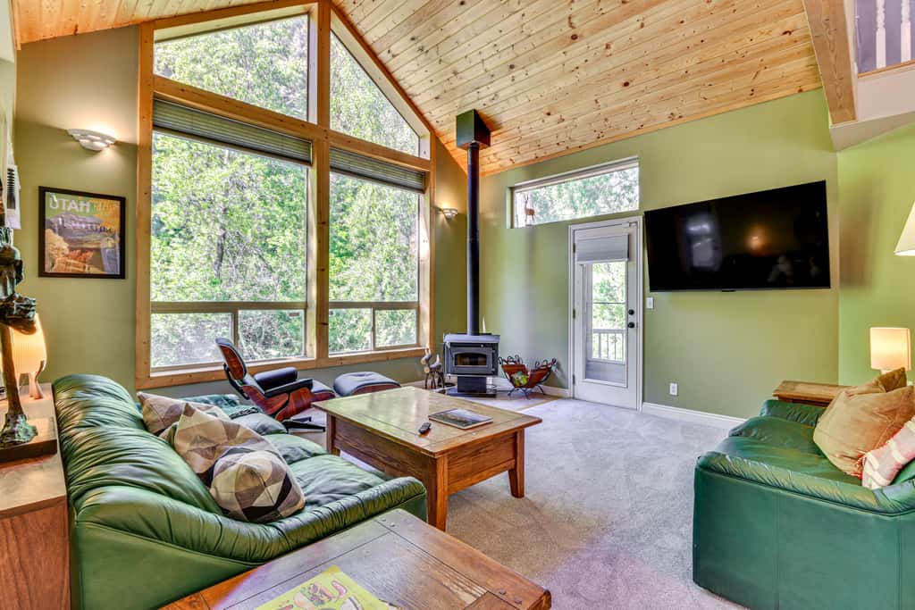 Ski, Kayak, Fish: Ogden 'RioVista' w/ Patio