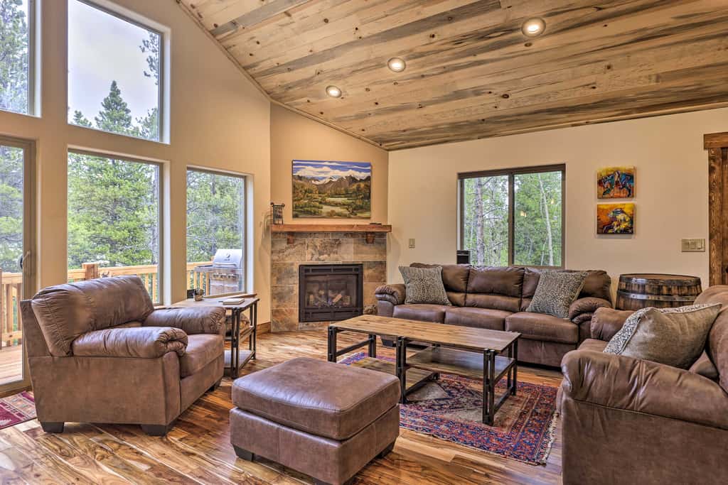 Rocky Mountain Alma Cabin with Deck & Hot Tub!