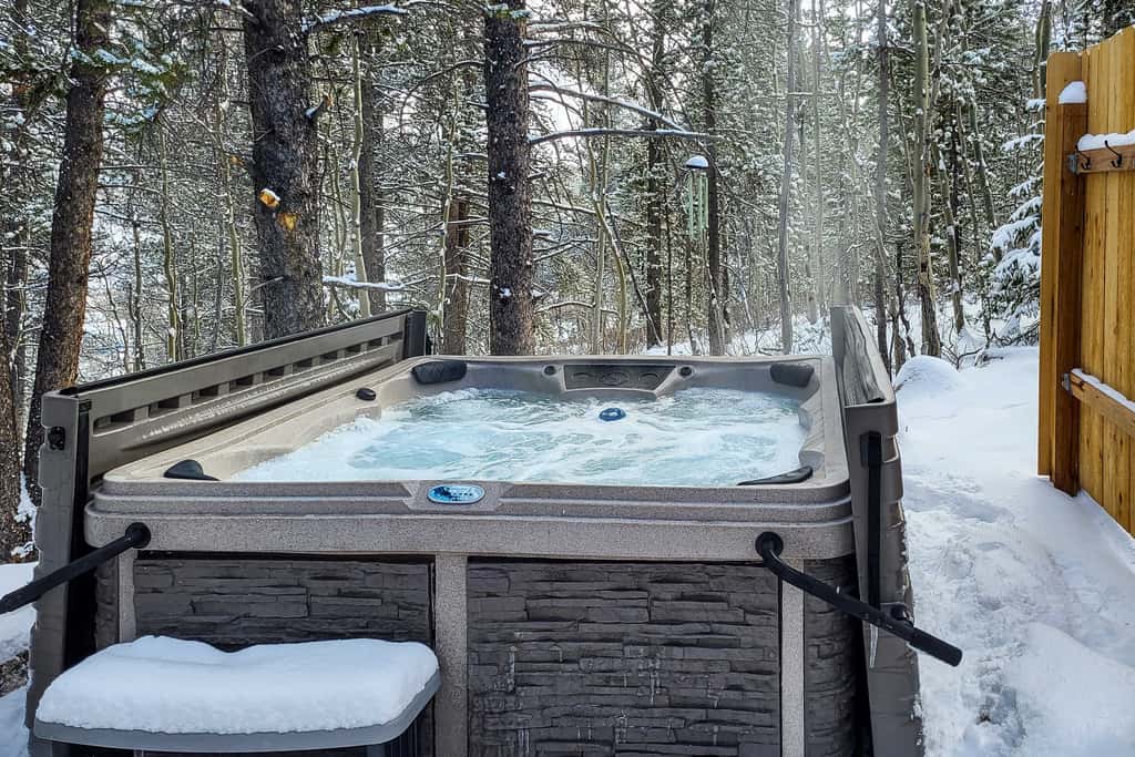 Rocky Mountain Alma Cabin with Deck & Hot Tub!