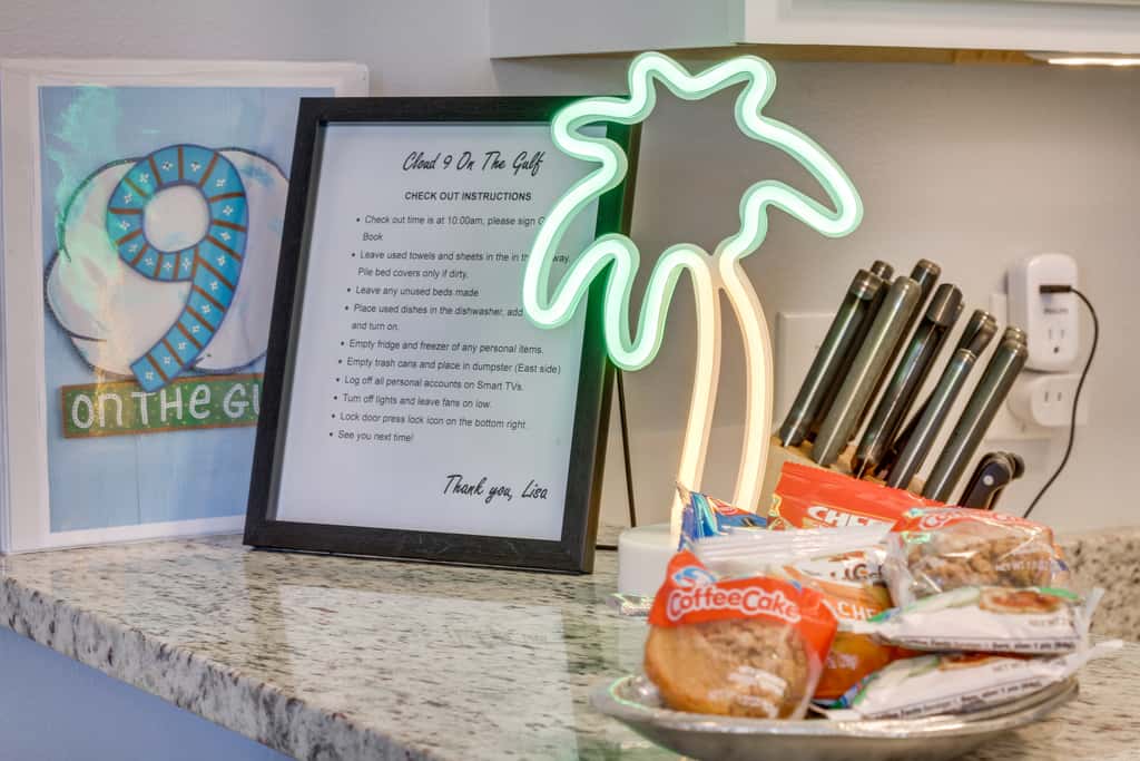 'Cloud 9 on the Gulf', 1 Mi to Beach: Pet Friendly