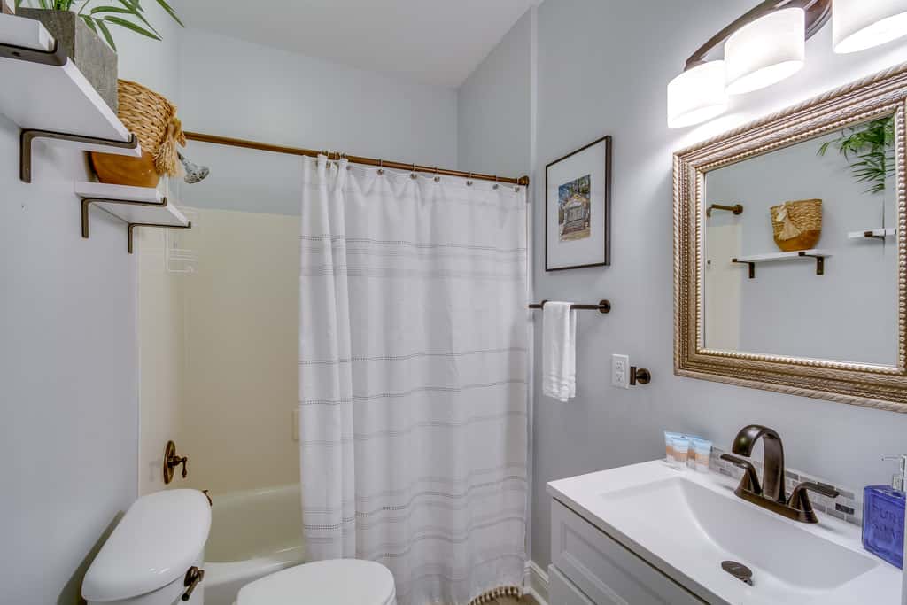 'Cloud 9 on the Gulf', 1 Mi to Beach: Pet Friendly