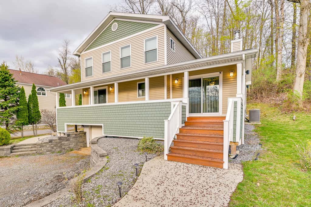 Saratoga Springs Vacation Rental w/ Lake Views!