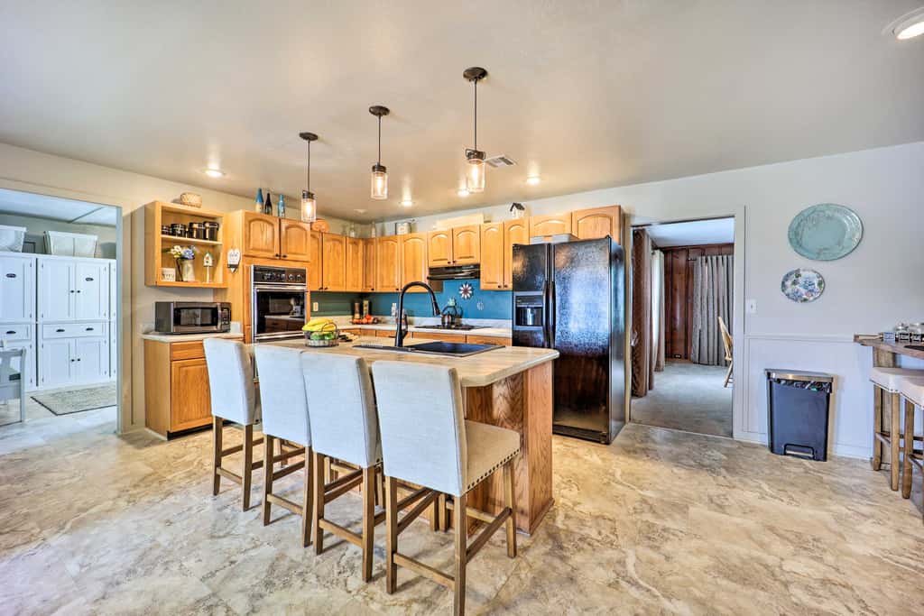 Pool & Amazing View: Updated Grand Lake Getaway