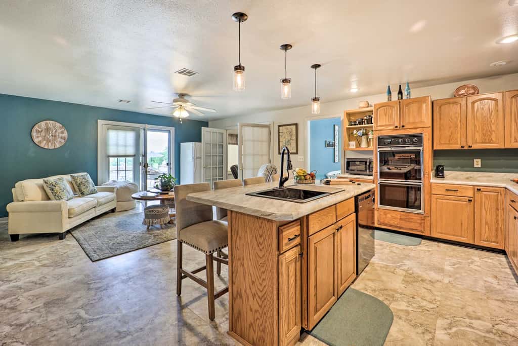 Pool & Amazing View: Updated Grand Lake Getaway