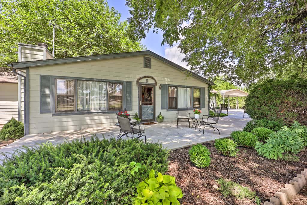 Pool & Amazing View: Updated Grand Lake Getaway