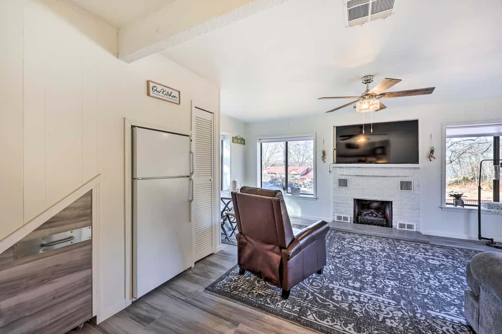 Lakefront Retreat | Hot Tub, Pool & Boat Dock