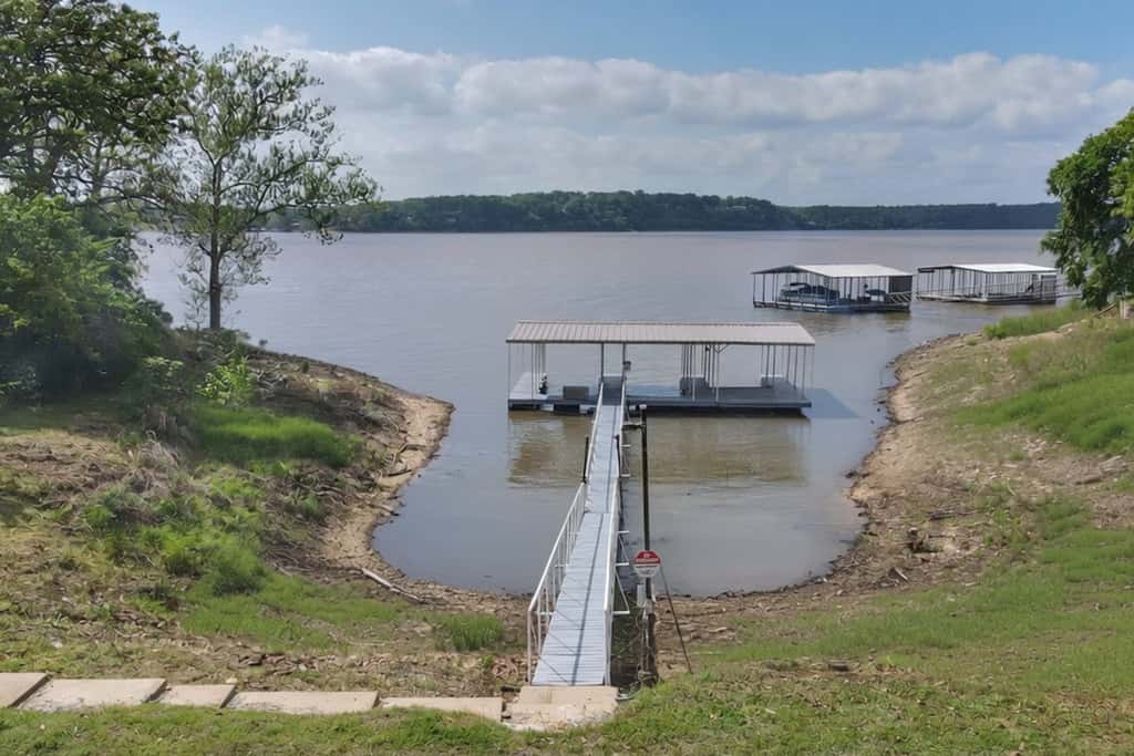 Lakefront Retreat | Hot Tub, Pool & Boat Dock