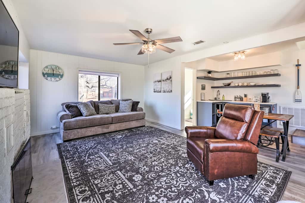 Hot Tub, Pool, Dock: 2 Cabins Lakeview Grand Lake