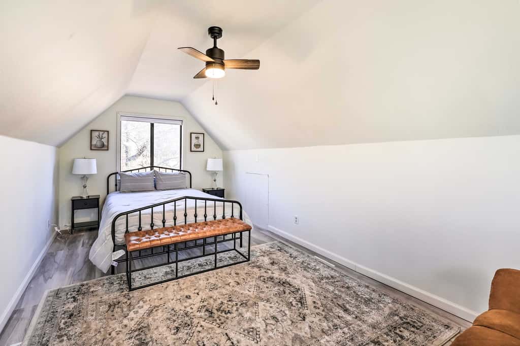 Hot Tub, Pool, Dock: 2 Cabins Lakeview Grand Lake