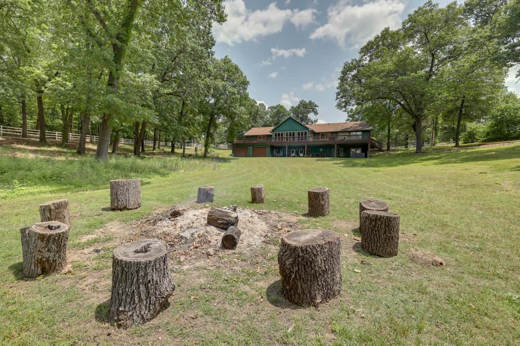 Hot Tub, Pool, Dock: 2 Cabins Lakeview Grand Lake