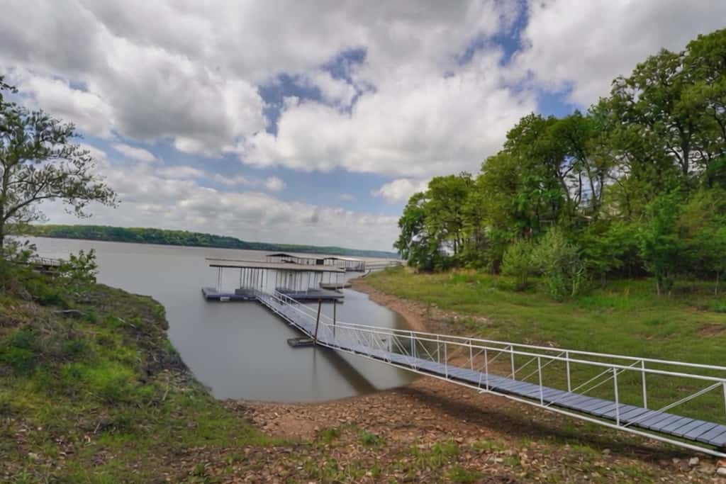Hot Tub, Pool, Dock: 2 Cabins Lakeview Grand Lake