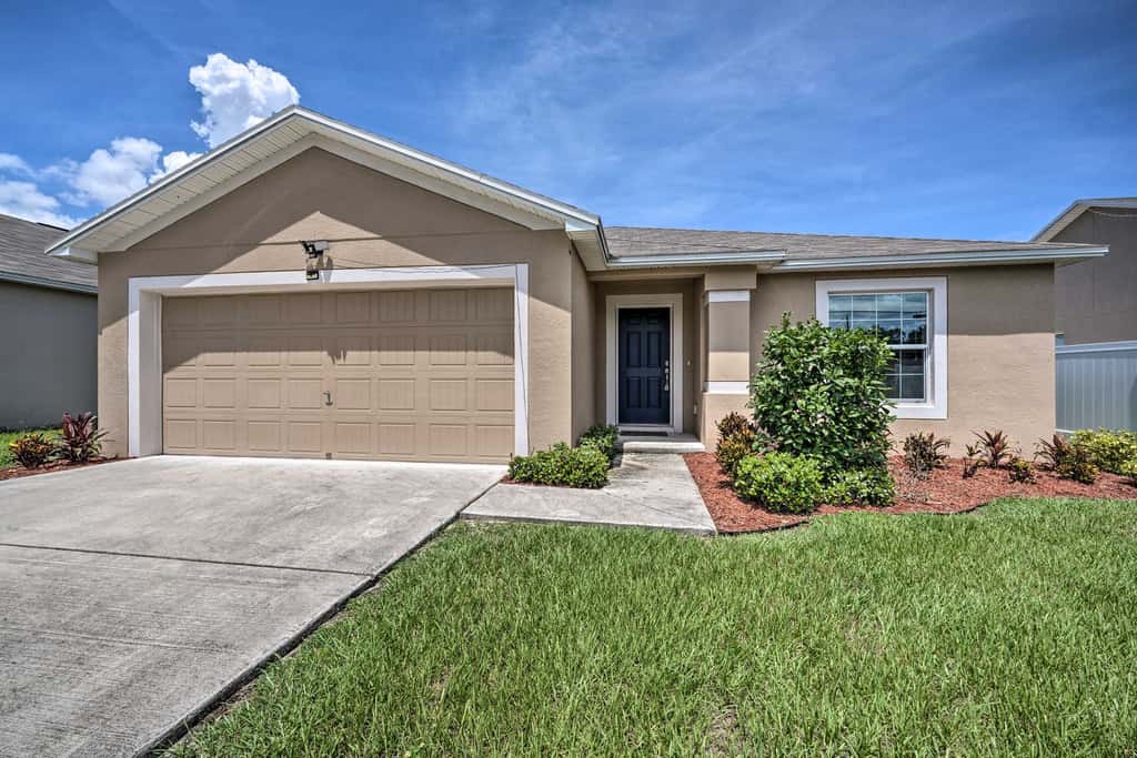 Bright Cypress Gardens Home Near Legoland!