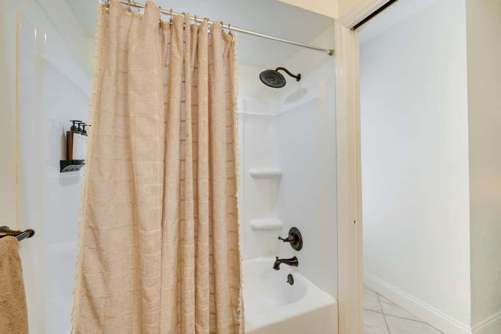 Winter Haven Retreat w/ Private Pool!