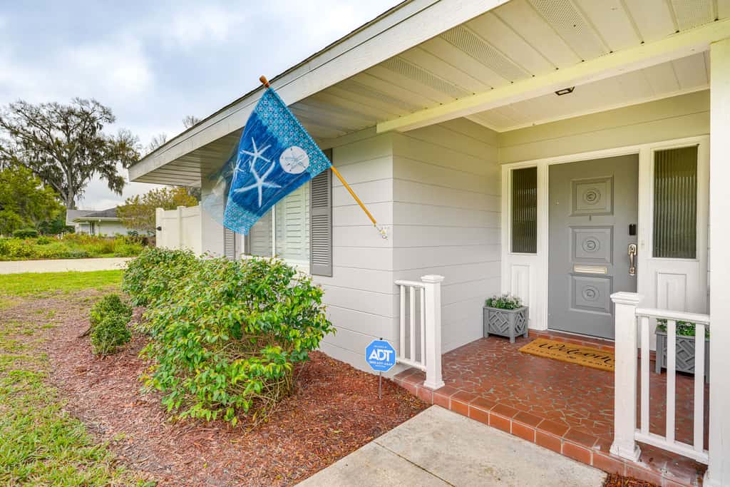 6 Mi to Legoland: Retreat w/ Pool & Fenced Yard
