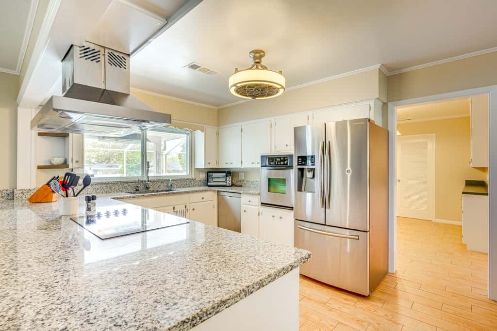 6 Mi to Legoland: Retreat w/ Pool & Fenced Yard