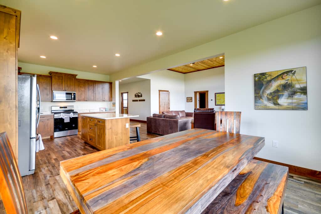 Sleek Red Lodge Home Rental w/ Private Hot Tub!