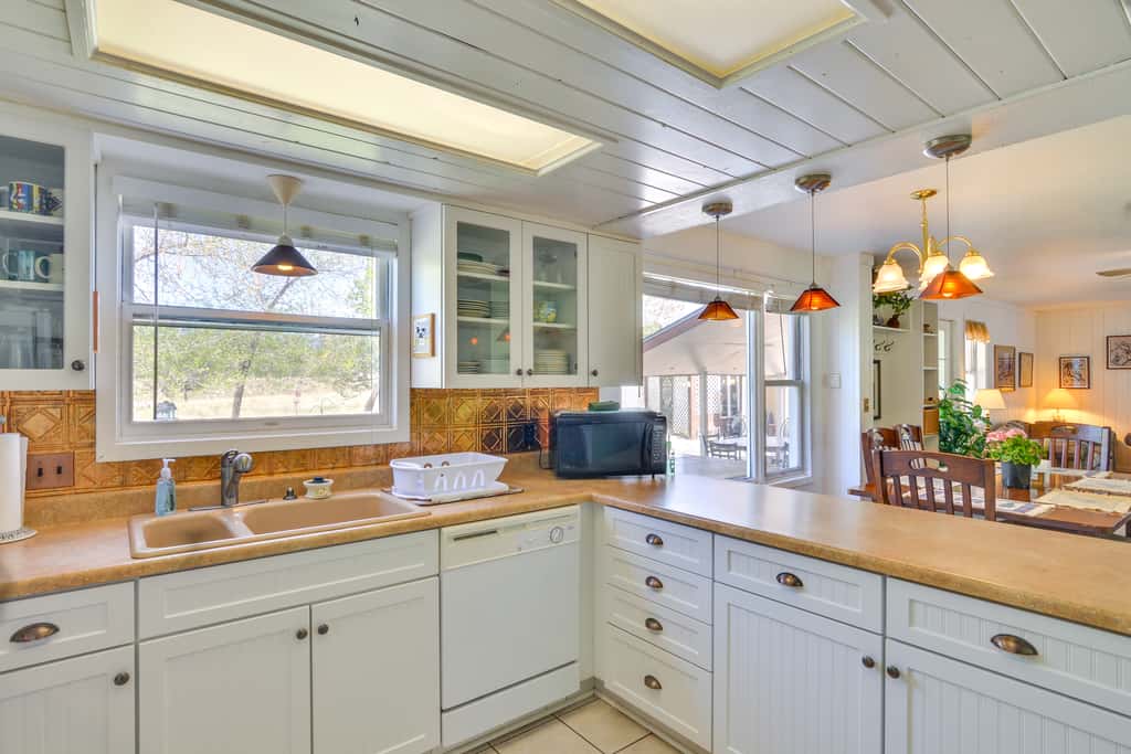 Buena Vista Creekside Home w/ Private Hot Tub!