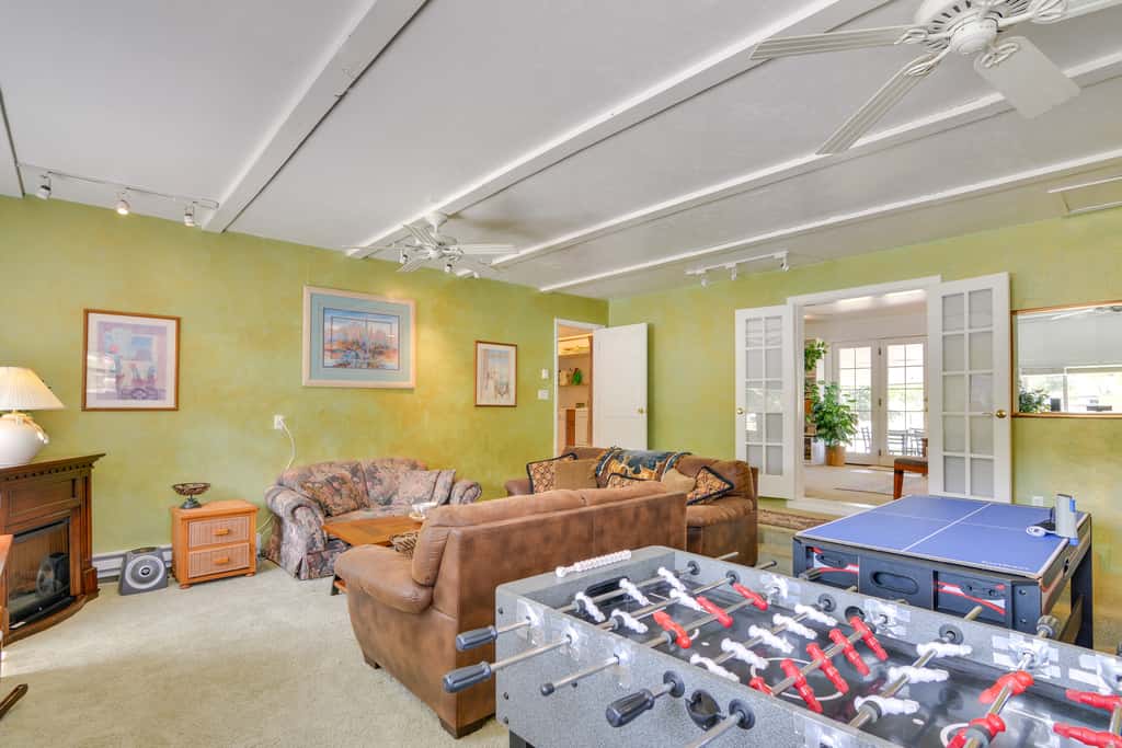 Buena Vista Creekside Home w/ Private Hot Tub!