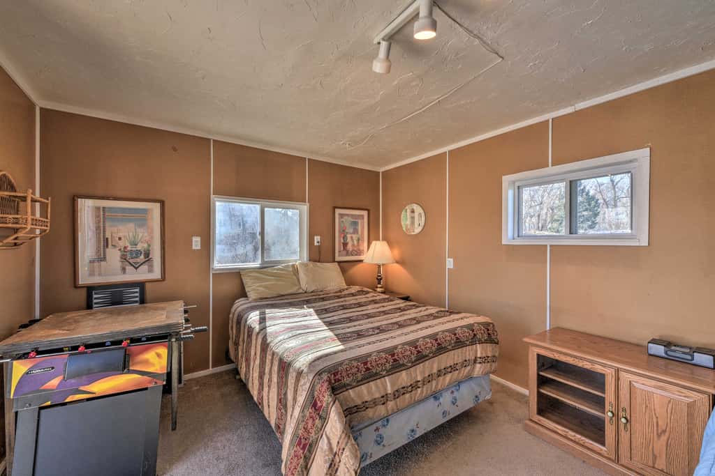 Buena Vista Creekside Home w/ Private Hot Tub!